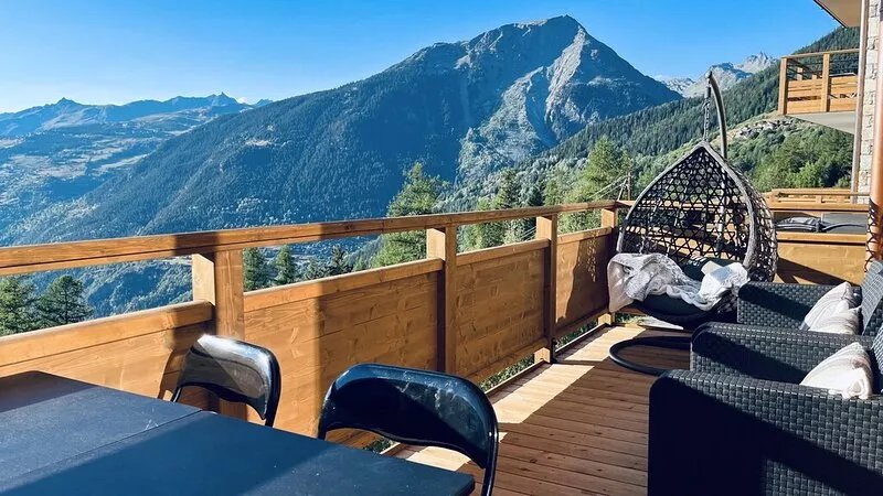 Brand new high quality 10-12 guests (120m2) apartment in Sainte Foy Tarentaise