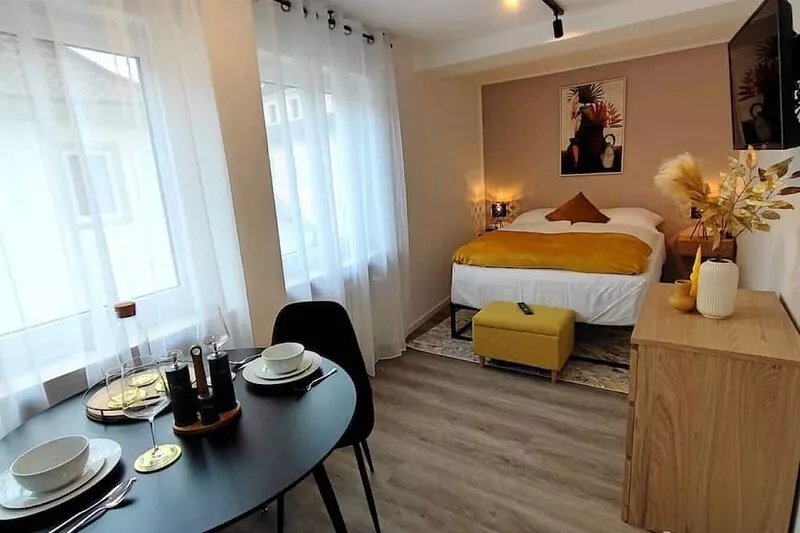 ELApart by Homely Stay - Studio A