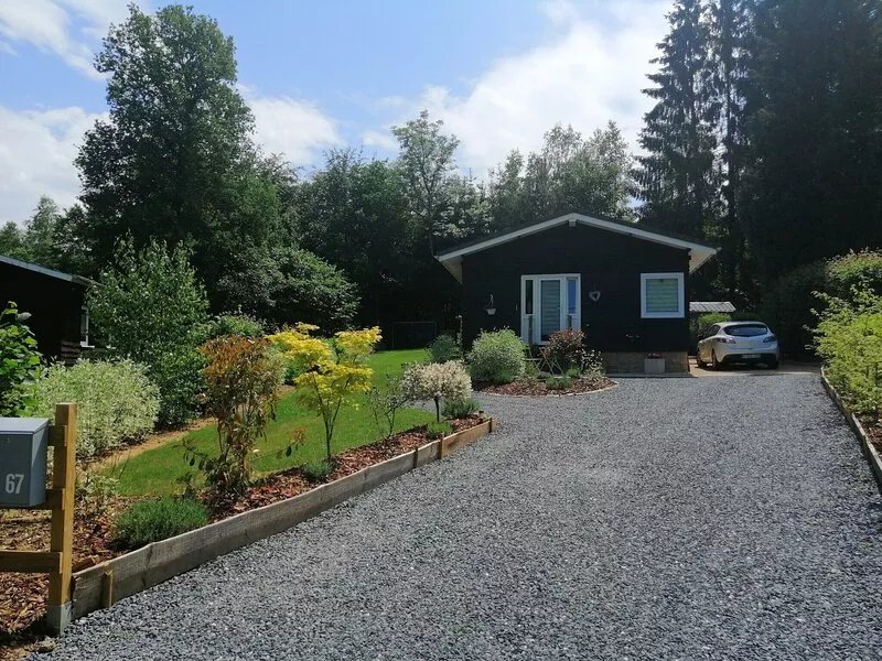 Nice chalet by the woods in Saint-Léger