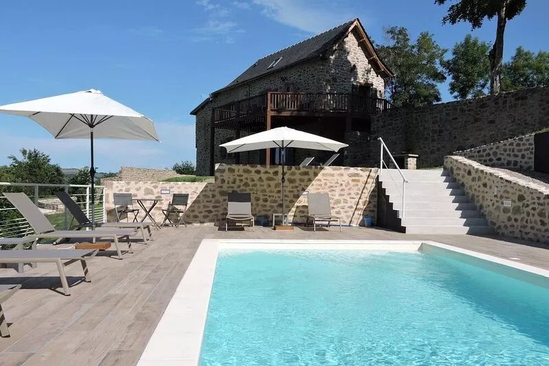 Character house in Aveyron classified 4 stars