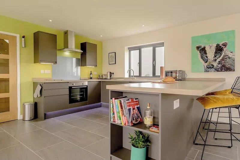 2 bedroom accommodation in Stone Allerton, near Cheddar