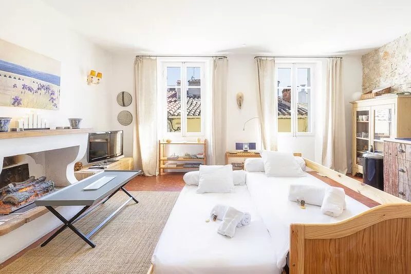 BNB RENTING Atypical condo in rue Fourmillière