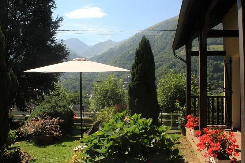 CAUTERETS - Chalet **** L'Escapade, fine amenities, sleeps 2 to 15