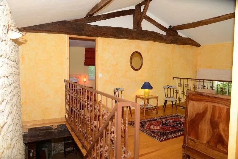 Cottage 4 stars between vineyards and woods, near the Gironde