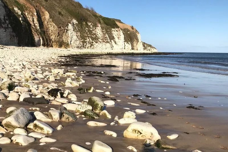 Lovely caravan holiday home in a beautiful coastal setting.
