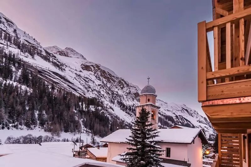 Chalet Tignes-Les Brévières, 6 bedrooms, 18 persons