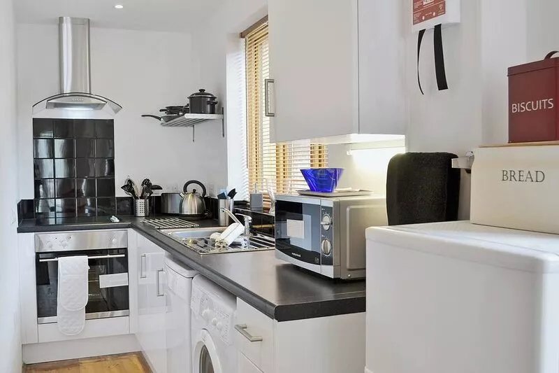 Perfect for walkers and cyclists with walks and cycle routes from the doorstep.