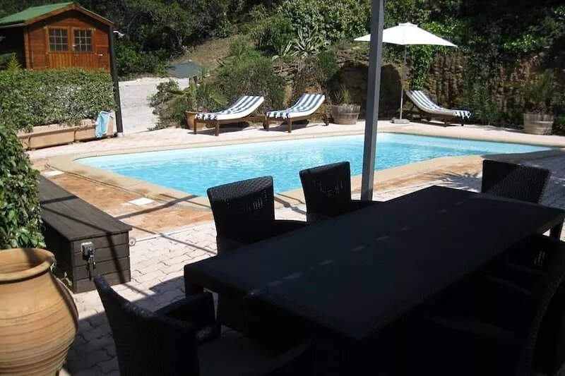 Quietly situated villa with sea view and heated pool in Rayol -Canadel free wifi