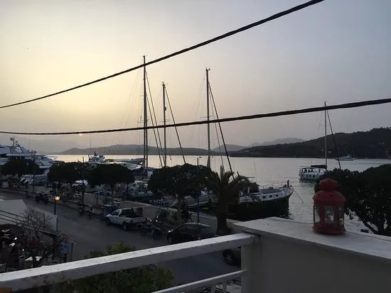 Regatta Cocktail Bar