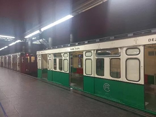 Metro Museum At Chamartin Station