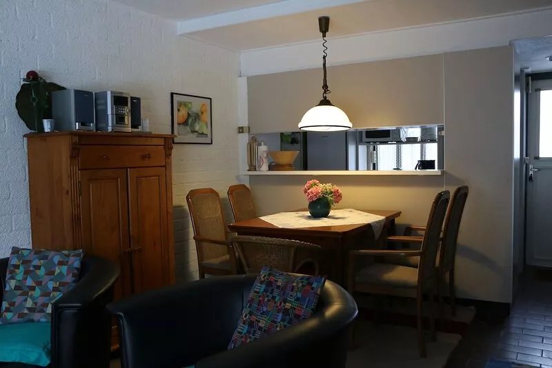 Cozy holiday home with terrace & fireplace - sun holiday in Schouwen-Duiveland