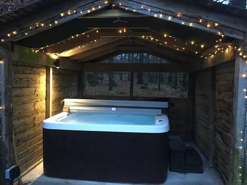 Butterfly Cottage In an Idyllic Riverside Location, Lake District Nation Park