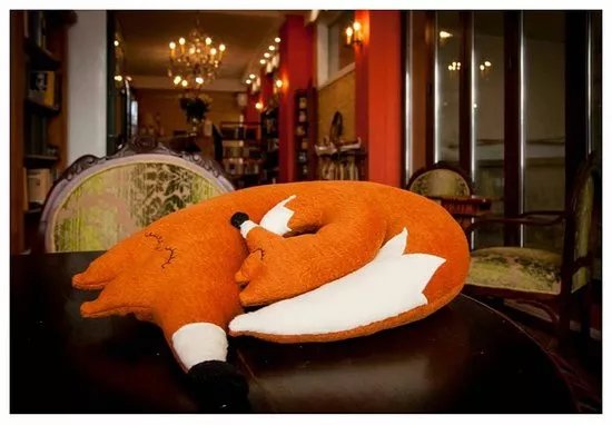Fox Book Cafe