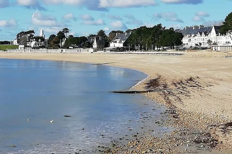Superb T2 at garden 50m from the sea with magnificent ocean views