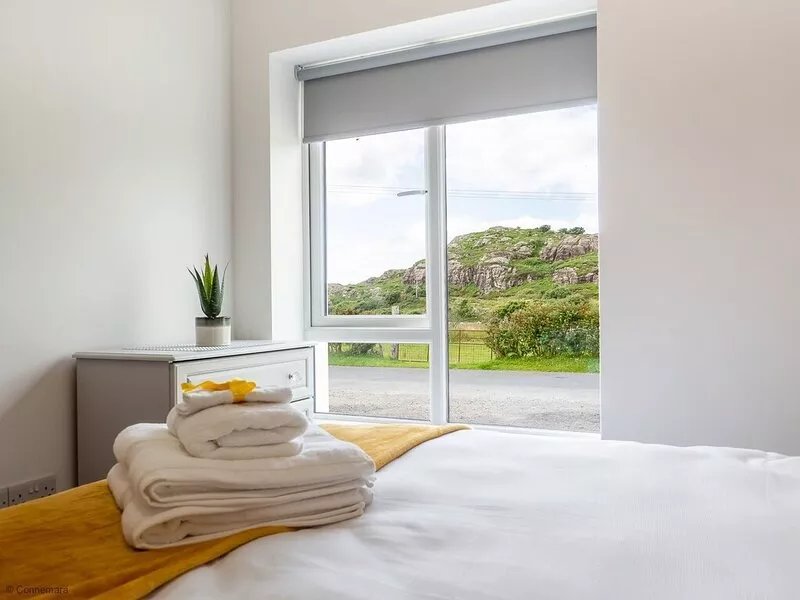 Great new apartment walking distance to beach