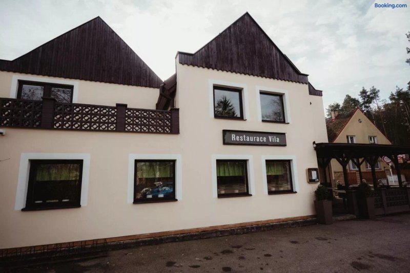 Restaurace a Penzion Vila