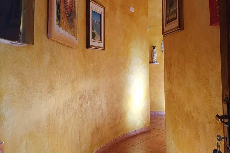 Comfortable apartment with private terrace near the sea, near Villasimiu
