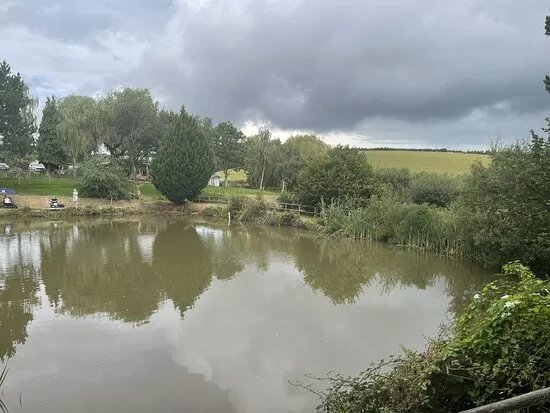 Luccombes Coarse Fishery