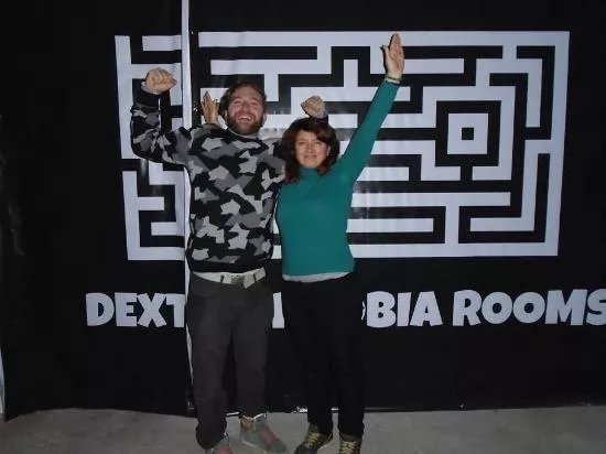 Dextrophobia Rooms