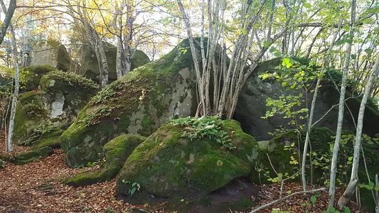 Les Roques Encantades