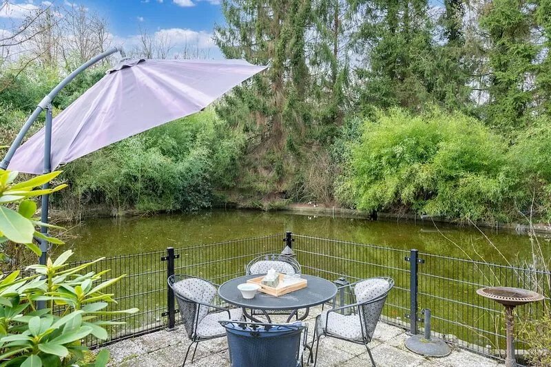 Chalet with large garden and duck pond
