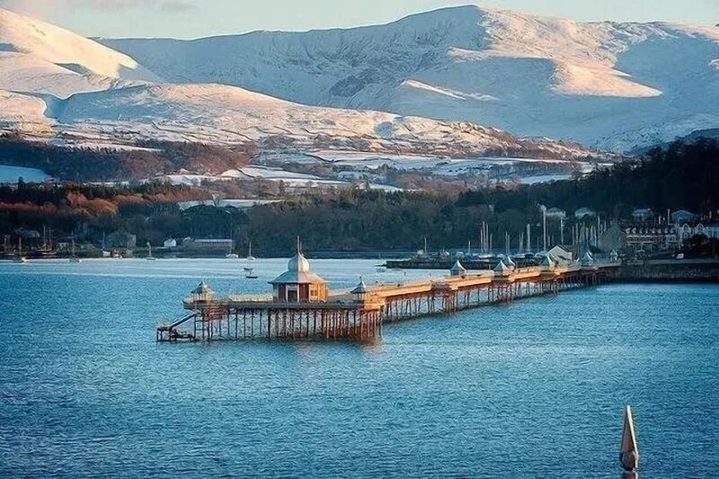 "SNOWDONIA RETREAT" holiday home in Snowdonia National park..