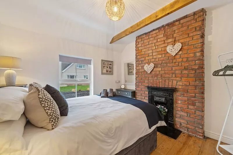 Ocean Cottage - Walk to Beach, Countryside Views