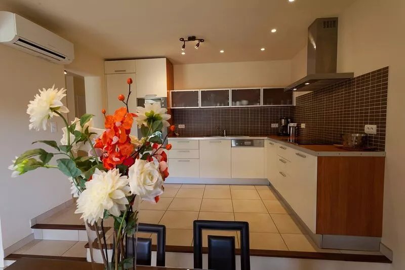 Villa 2 in Sagone 4 bedrooms 140 m2, all comfort 5 minutes from the sea