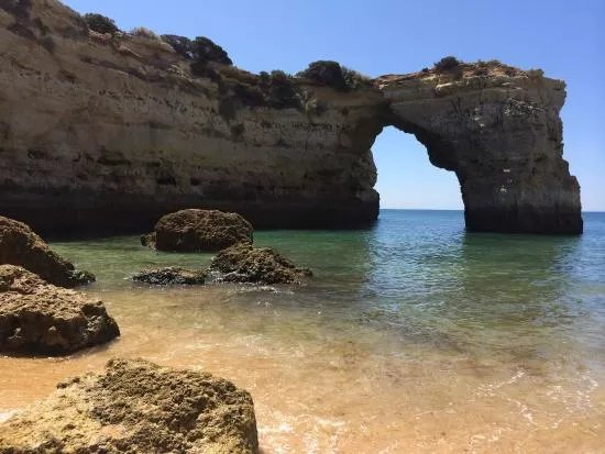 Albandeira Beach
