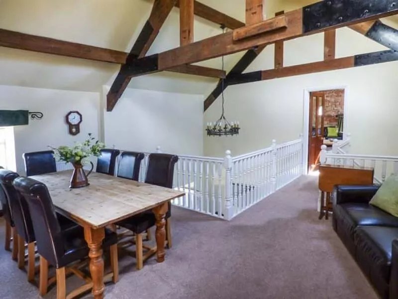 17th C Stone Barn Conversion In Village Location - Western Edge Of Peak District