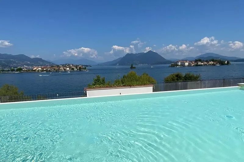 Isole apartment with pool and lake view in Baveno