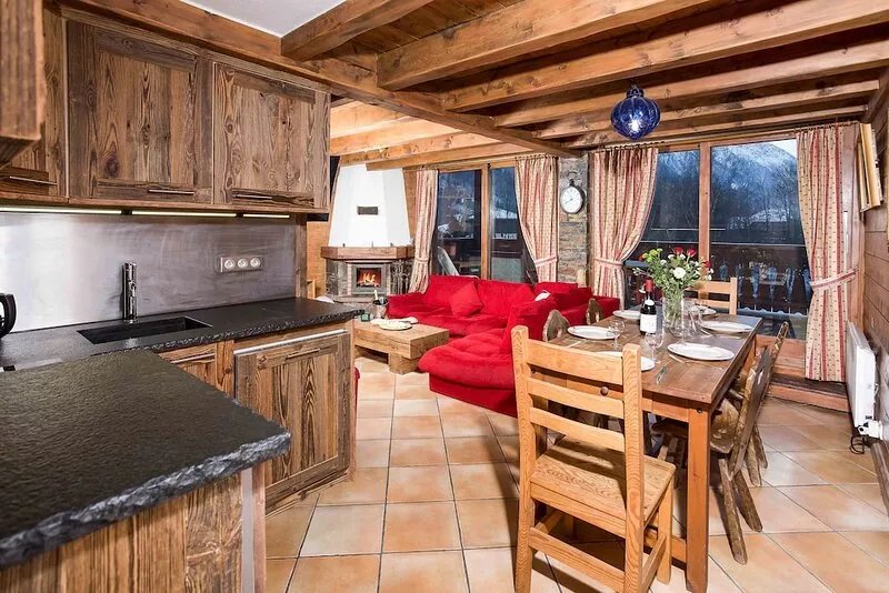 Parc du Mont Blanc 12 appt -  an apartment that sleeps 6 guests  in 3 bedrooms