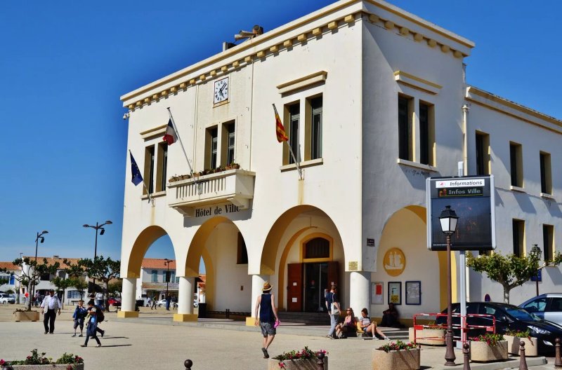 Mairie des Saintes-Maries-de-la-Mer