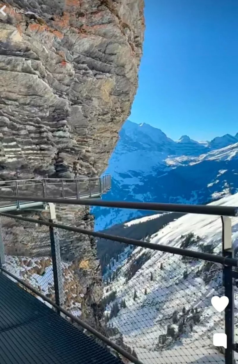 Zurich Day Trip To Grindelwald & Interlaken By Bus & Train