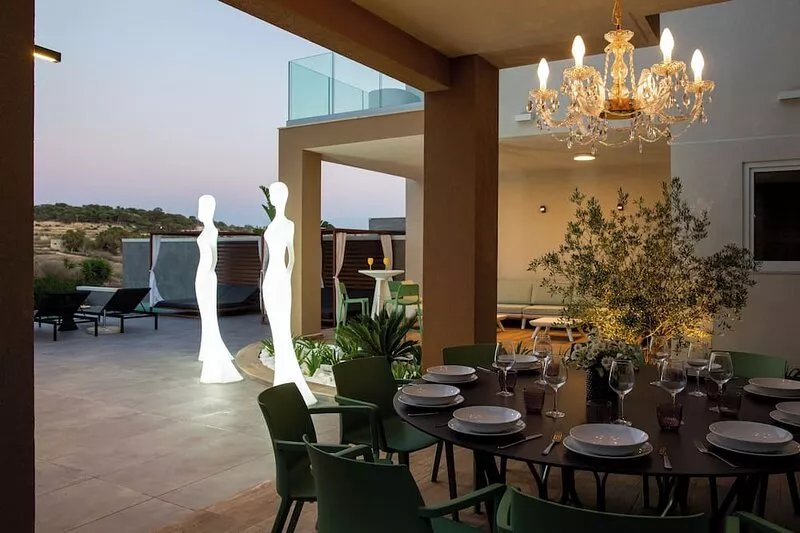 Villa Manta: A Brand New Luxury Escape