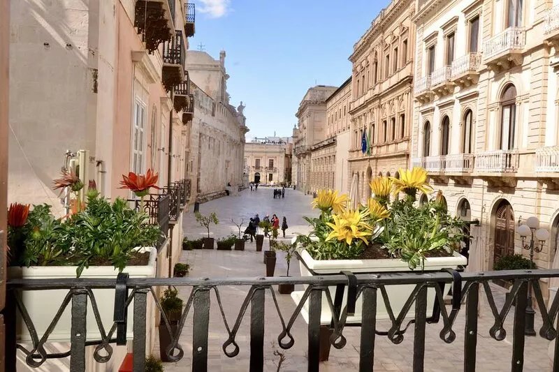 Lovely apartment in the heart of Ortigia.