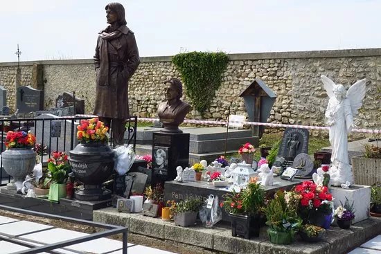 Tombe de Claude Francois