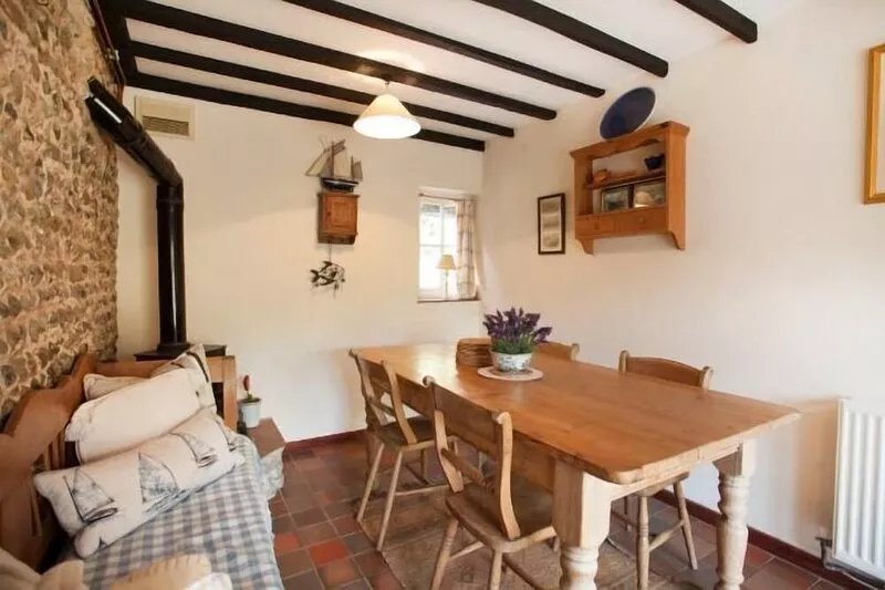 A self catering cottage that sleeps 4 guests  in 2 bedrooms