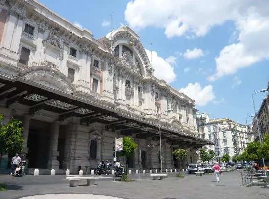 STAZIONE FERROVIARIA di NAPOLI MERGELLINA