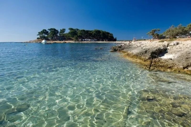 Mediterranes Ferienhaus mit Garten 200 m vom Meer