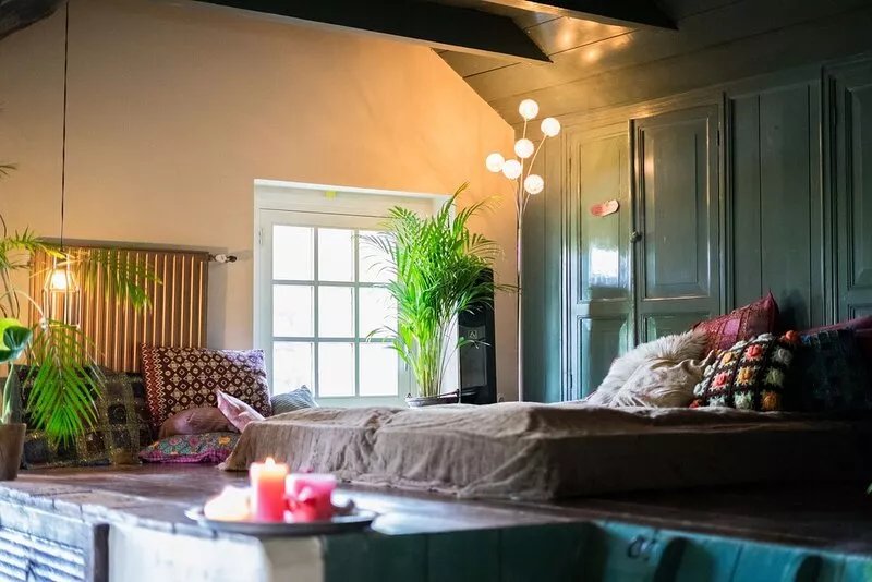 Bohemian Wellness,Jacuzzi,Sauna,BBQ,Garden close to Amsterdam &Utrecht 14 Sleeps