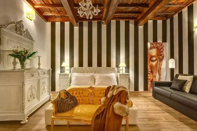 Holiday House of luxury in the heart of the historical center of Rome