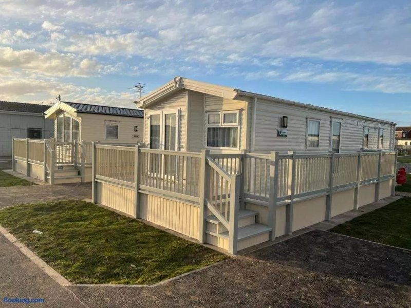 8 Berth Caravan Ps9 Golden Palm Chapel St Leonards