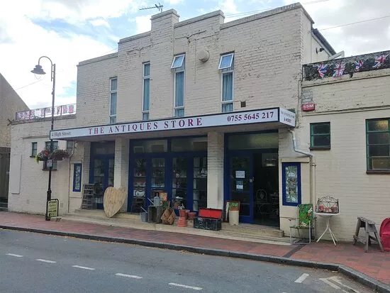 The Antique’s Store