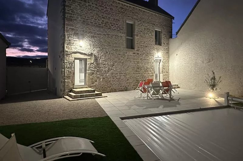 Maison Pierre Contemporaine Avec Charme Avec Piscine