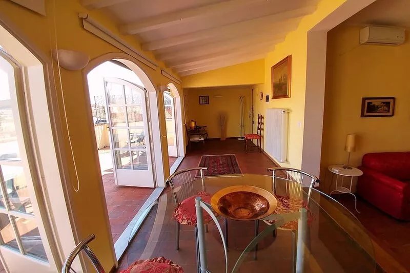 Stylish and bright apartment with panoramic views over the old town