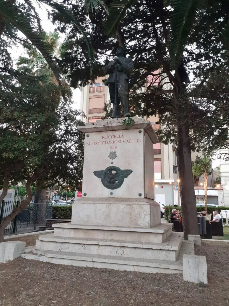 Monumento ai Caduti