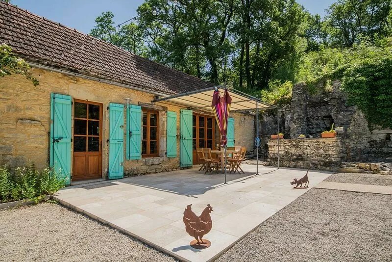 Mansion in Lavercantière with Private Pool