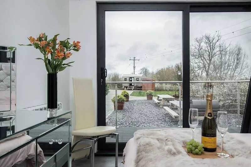2 bedroom accommodation in Sharpham, near Glastonbury