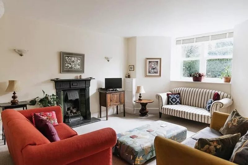 SUNNYSIDE APARTMENT // SPACIOUS 2 BEDROOM ACCOMMODATION LOCATED IN KENDAL